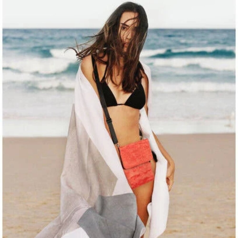 SMATERIA Sleek HIP CROSSBODY Bag